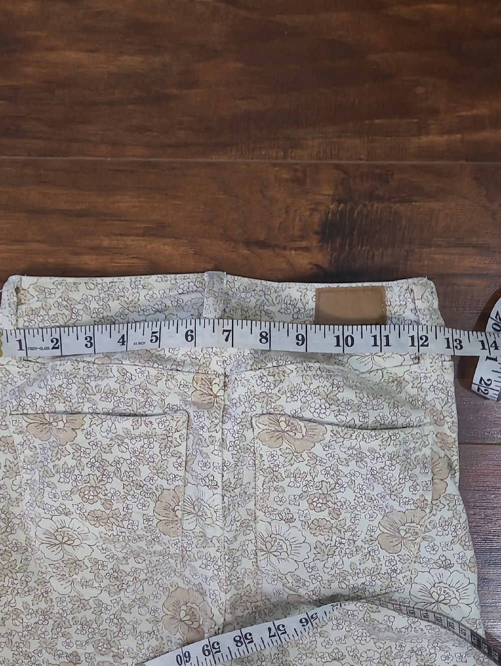 American Eagle Outfitters Floral Button-Up Top in Cream and Beige High Rize 00 - Picture 8 of 11